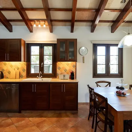 Con Piscina Cala Morell