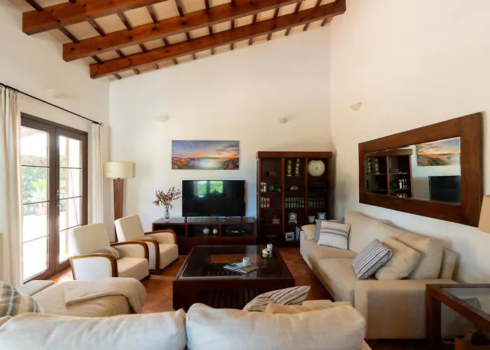 Con Piscina * Cala Morell